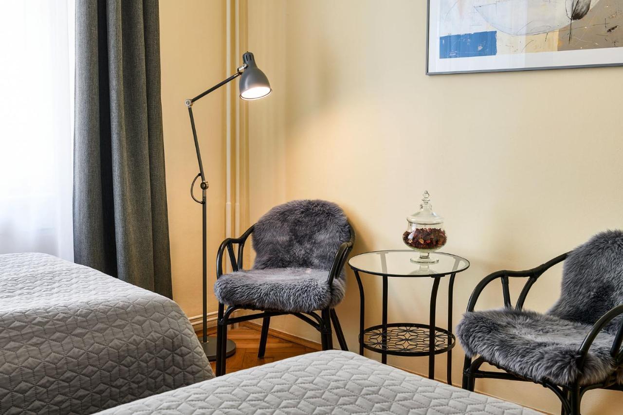 Pragueone Apartment,A/C,Terrace エクステリア 写真