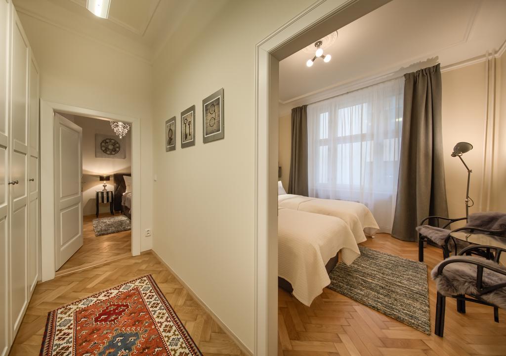 Pragueone Apartment,A/C,Terrace エクステリア 写真