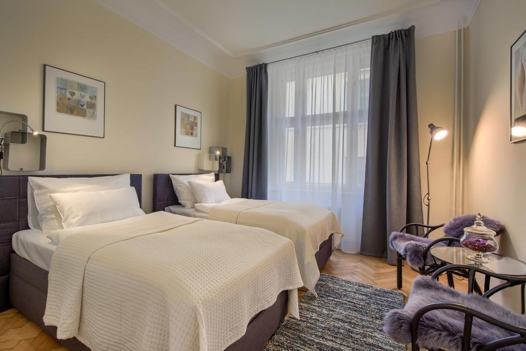 Pragueone Apartment,A/C,Terrace エクステリア 写真