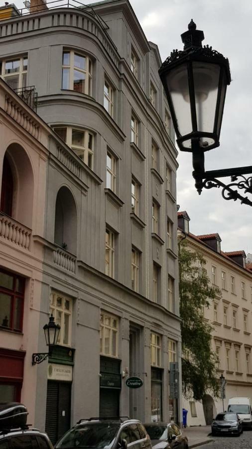 Pragueone Apartment,A/C,Terrace エクステリア 写真